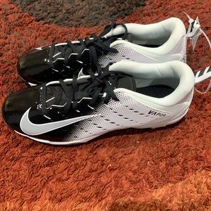 Nike football cleats size 12